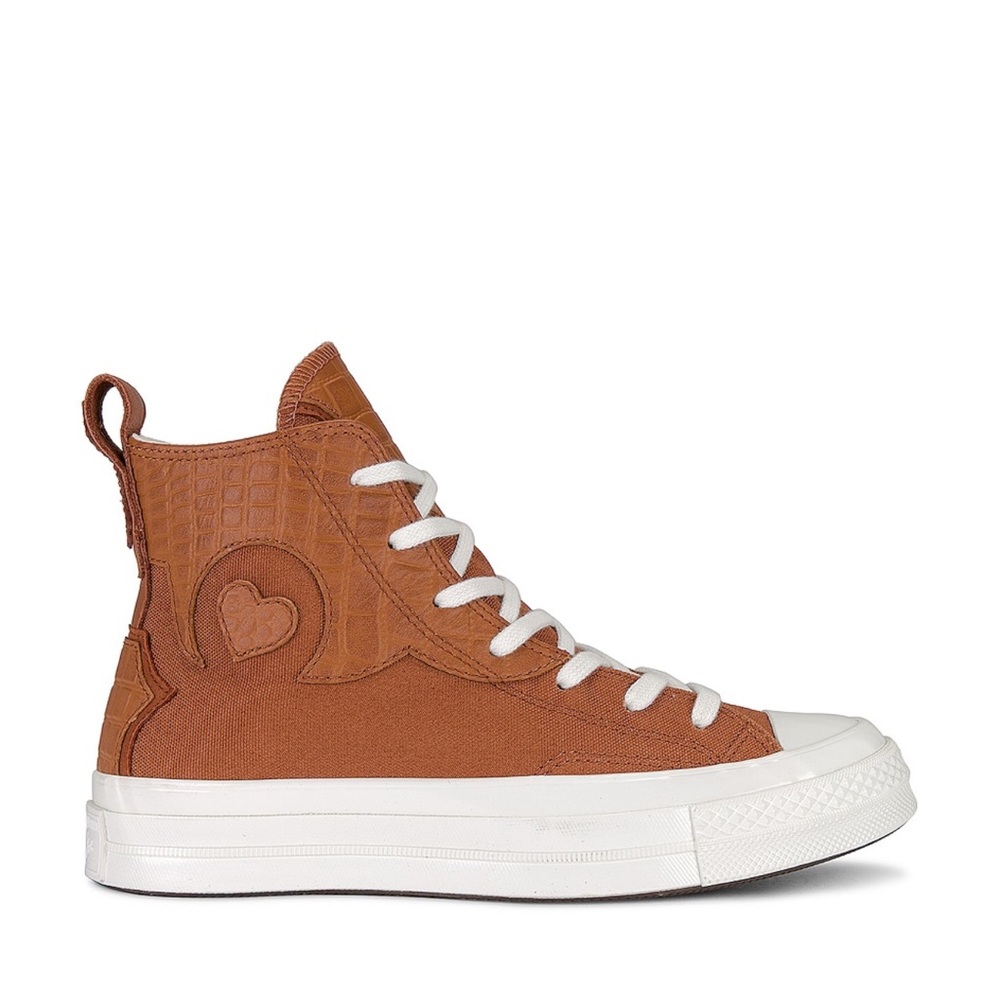 Chuck 70 Sneaker in Tawny Owl & Vintage White (9 womens,7 mens)